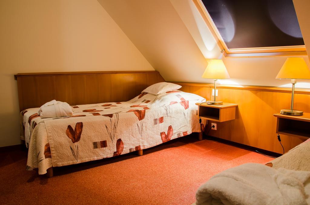 Kehida Hertelendy Haz Hotell Kehidakustány Exteriör bild